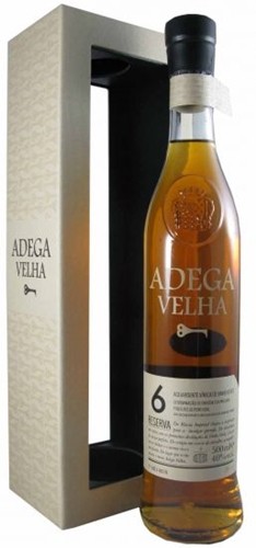 Aguardente Vínica (Brandy) Adega Velha 6 anos