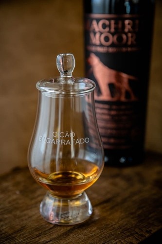Glencairn - O Cão Engarrafado com Tampa e Embalagem
